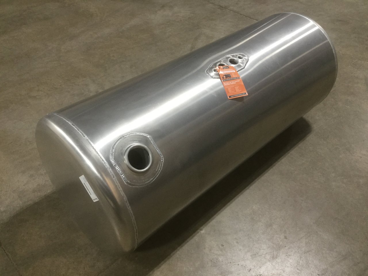 01060013502 Peterbilt 379 Fuel Tank for Sale