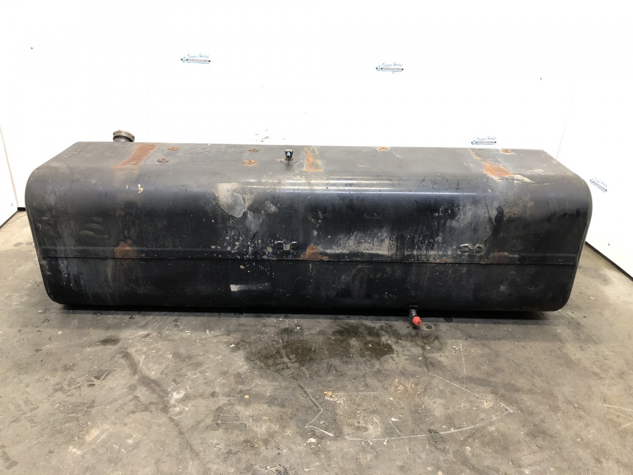 Freightliner FL80 Fuel Tank for Sale