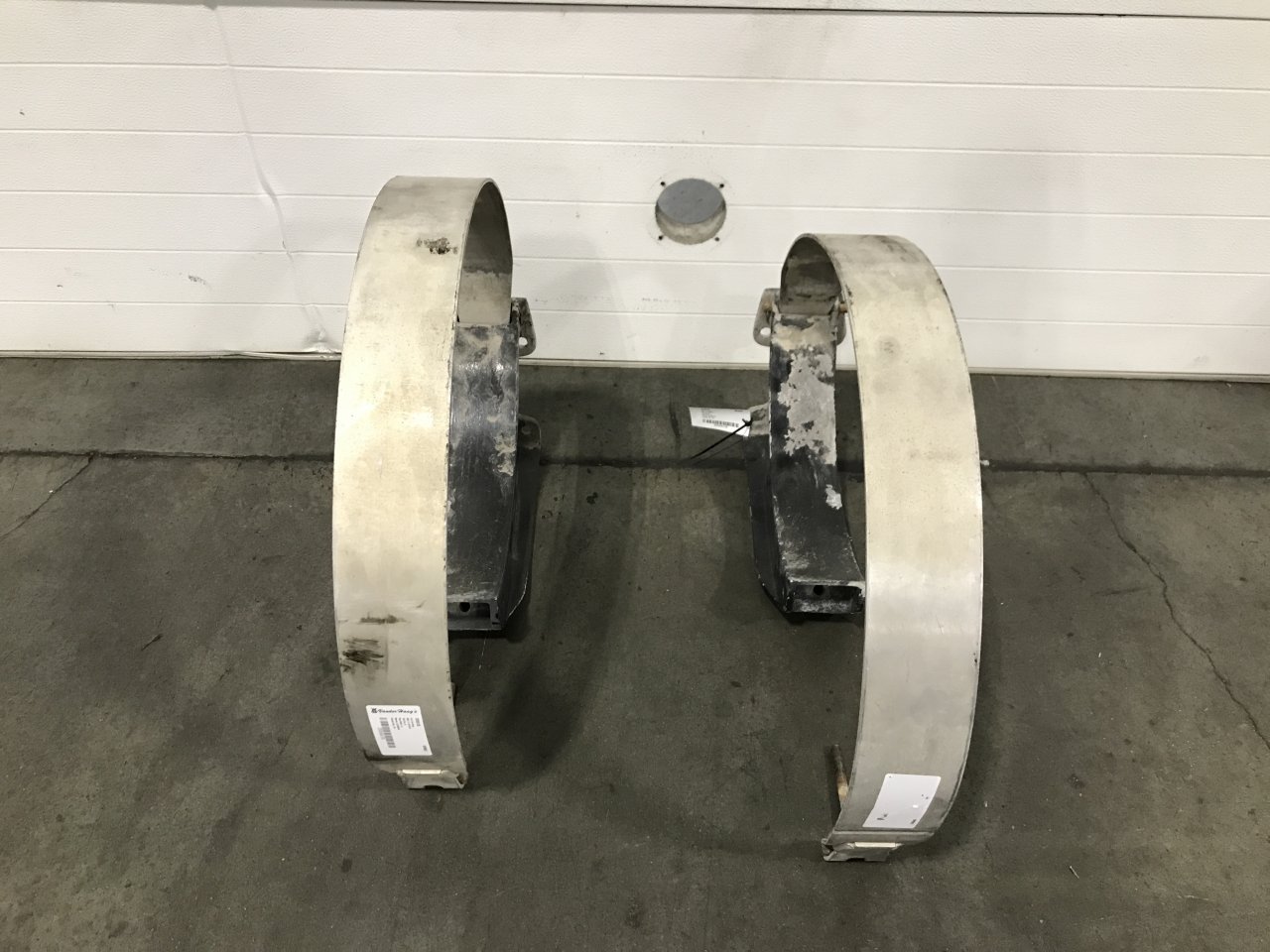 Peterbilt 377 Fuel Tank Strap for Sale