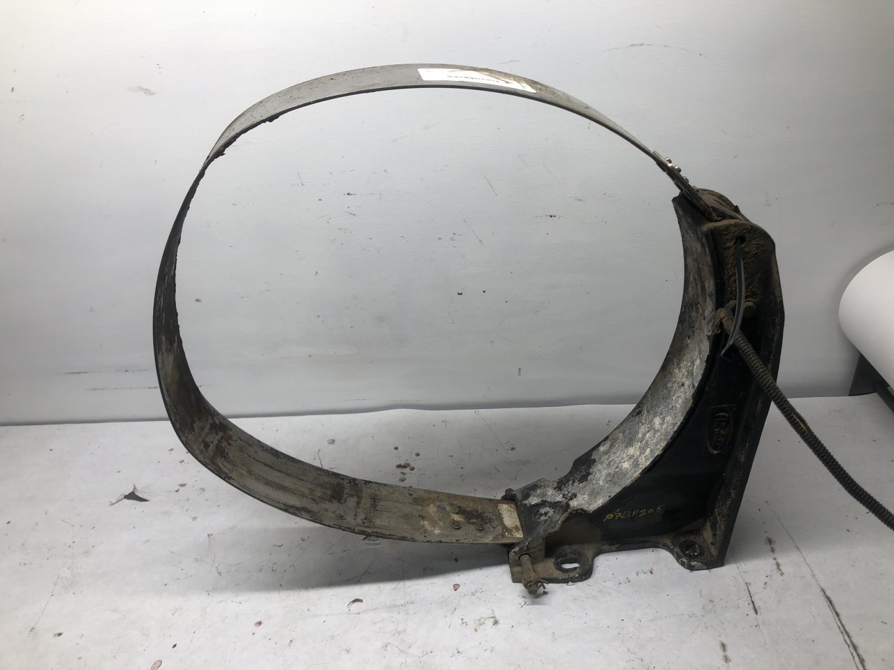 Peterbilt 379 Fuel Tank Strap for Sale