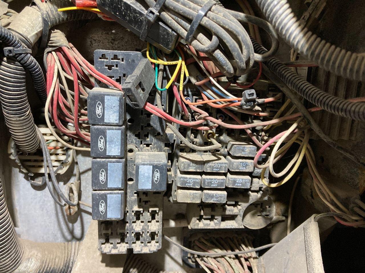 Freightliner MT Fuse Box for Sale