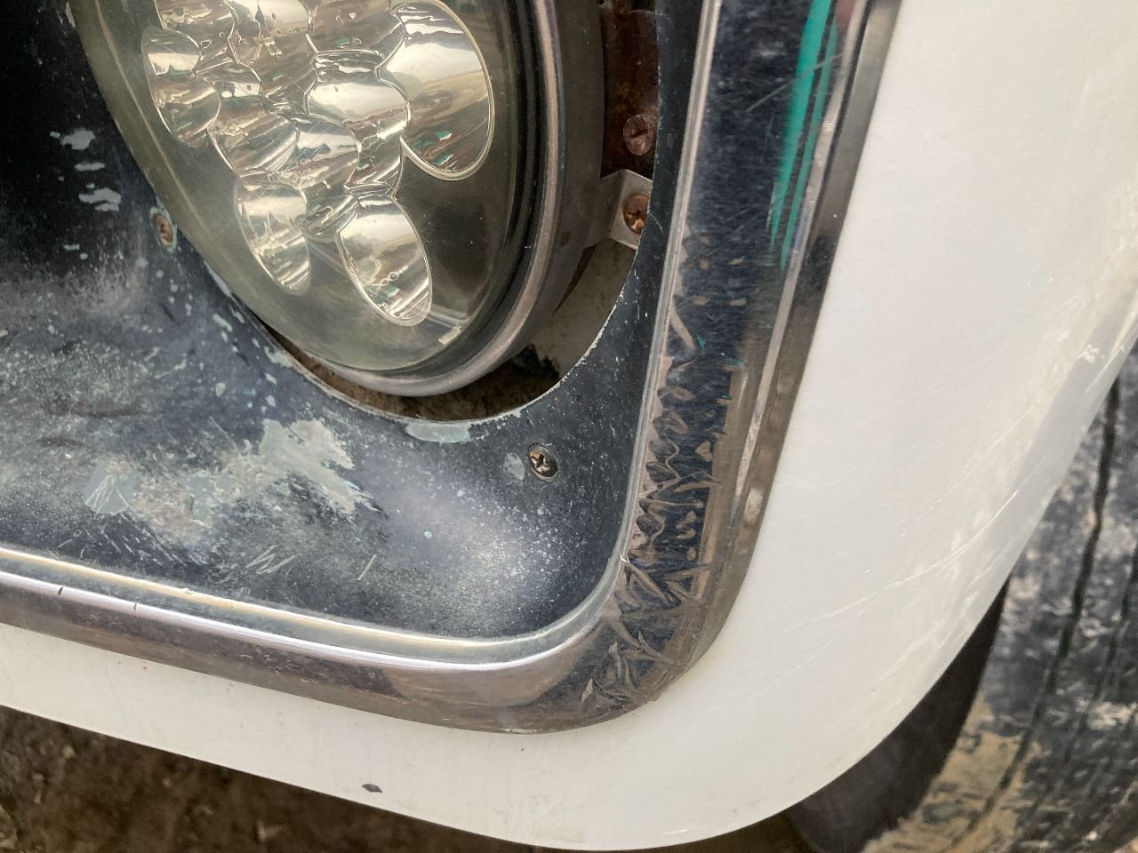 International 2674 Headlamp for Sale
