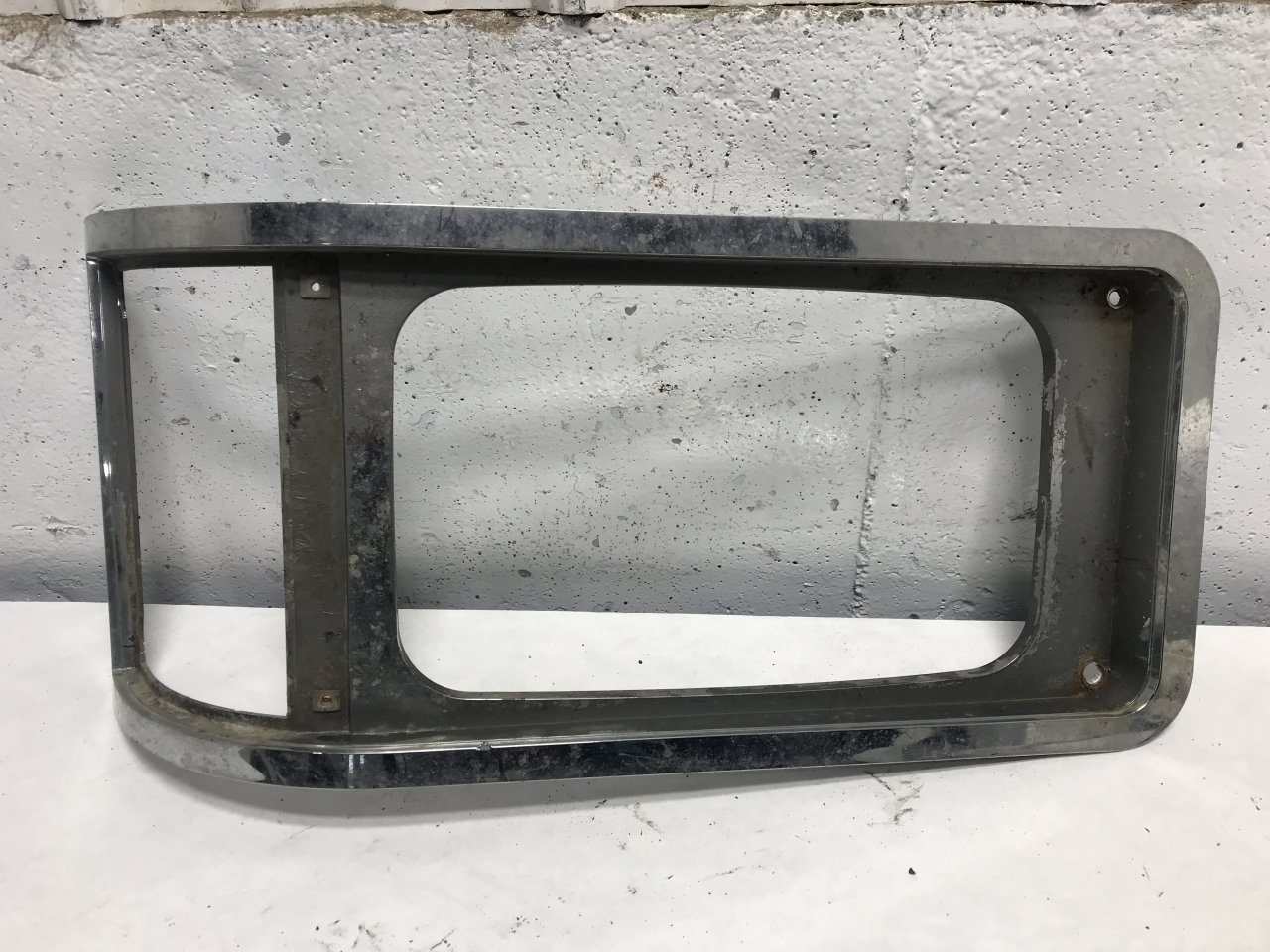 116QS544M-5 | Mack CHU Headlamp Door | Headlamp Cover for Sale