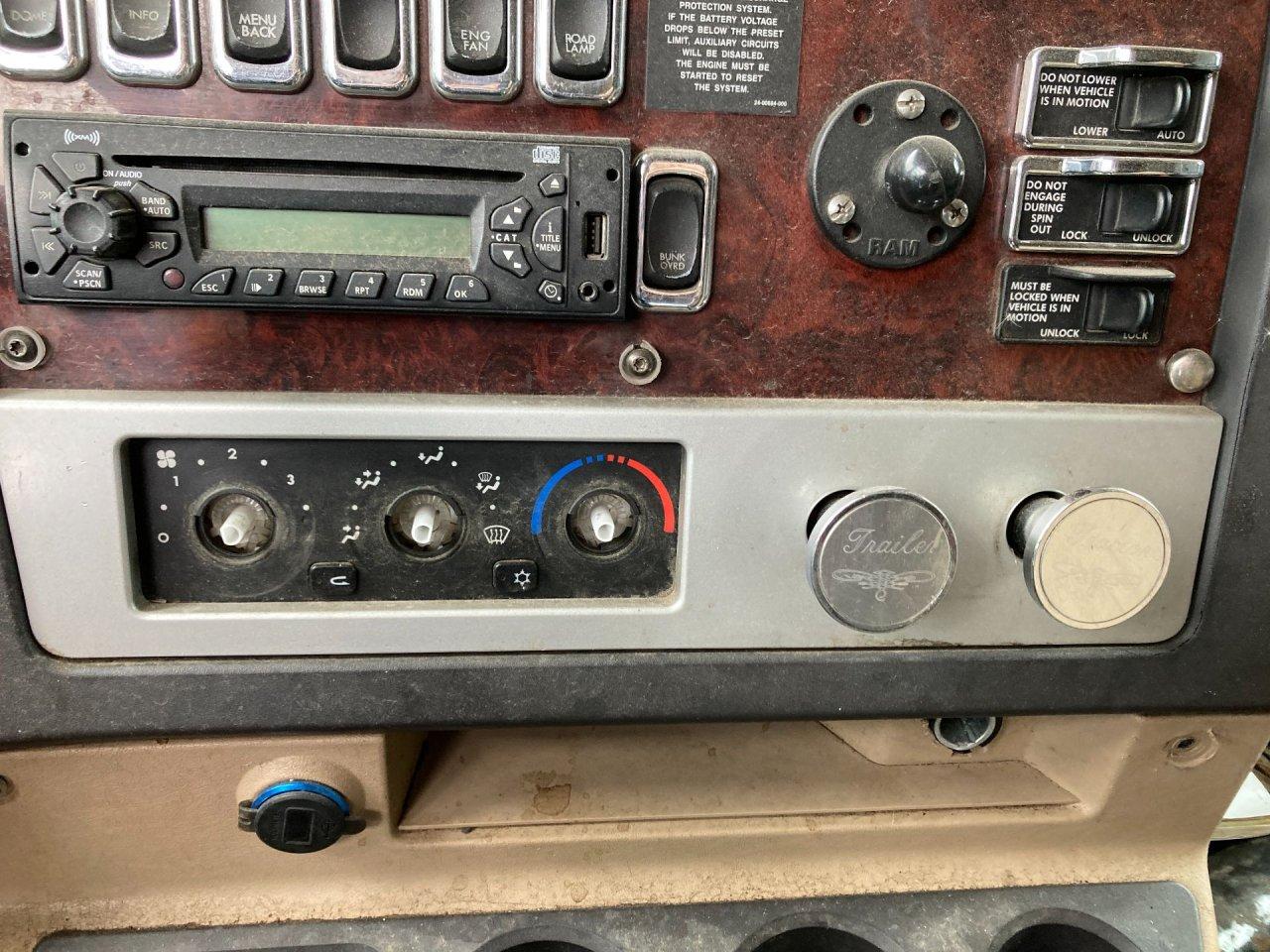 9647520101 Freightliner 122SD Heater & AC Temperature Control for Sale