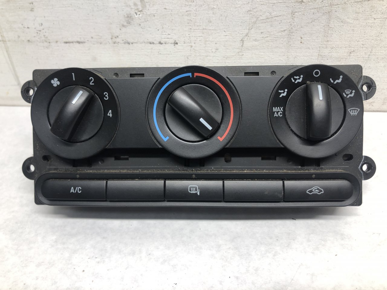 thumbnail image 2 of OEM Ford AC Heater Temperature Control Unit - 2009-2010 F350 Super Duty (Tested, Good Condition) 2 of 5