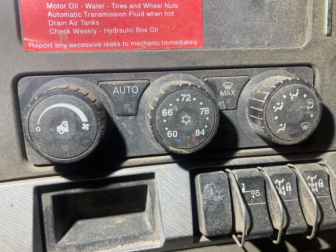 OEM HVAC Heater A/C Temperature Control F21-1040-11000 For