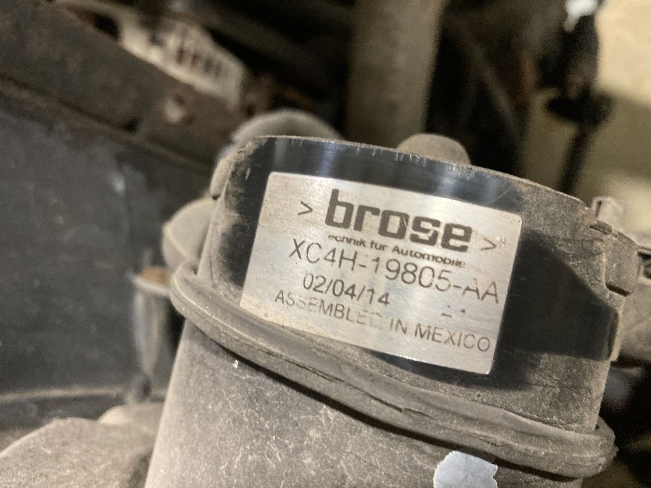 XC4H-19805-AA | Sterling L7501 Heater Assembly for Sale