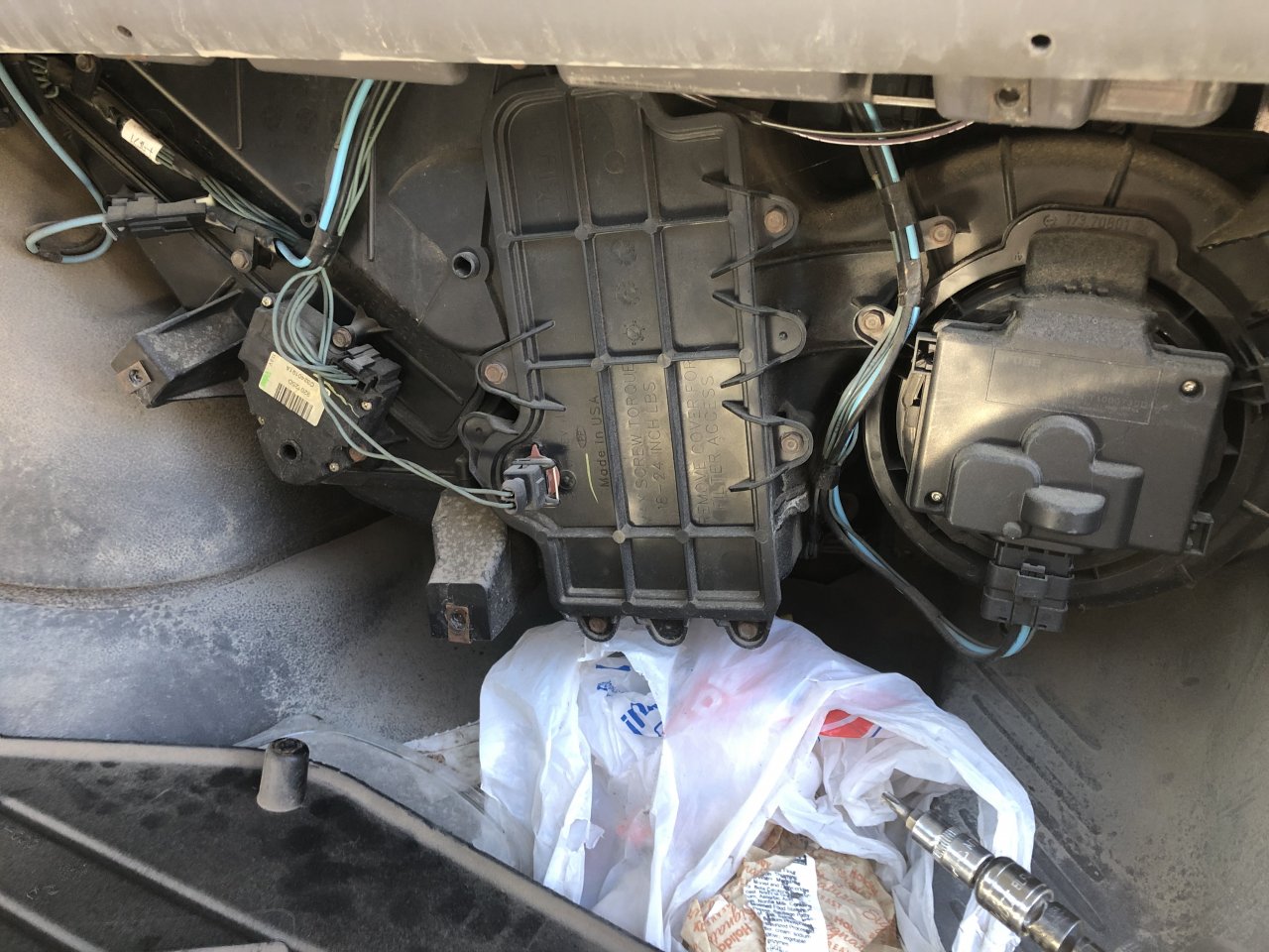 7737081001 Freightliner M2 106 Heater Assembly for Sale