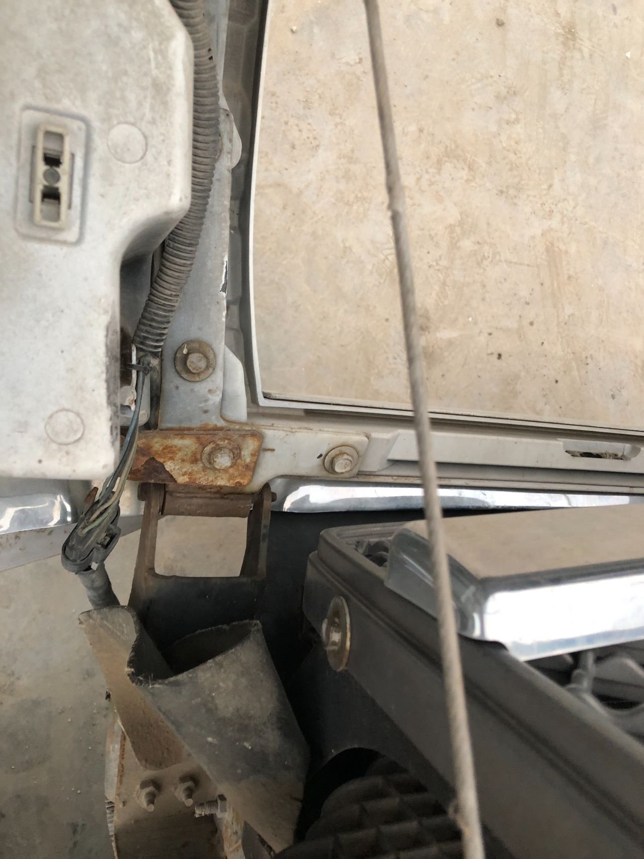 For Chevy Traverse 2018 2019 2020 2021 Driver Side Hood Hinge - Foto 9