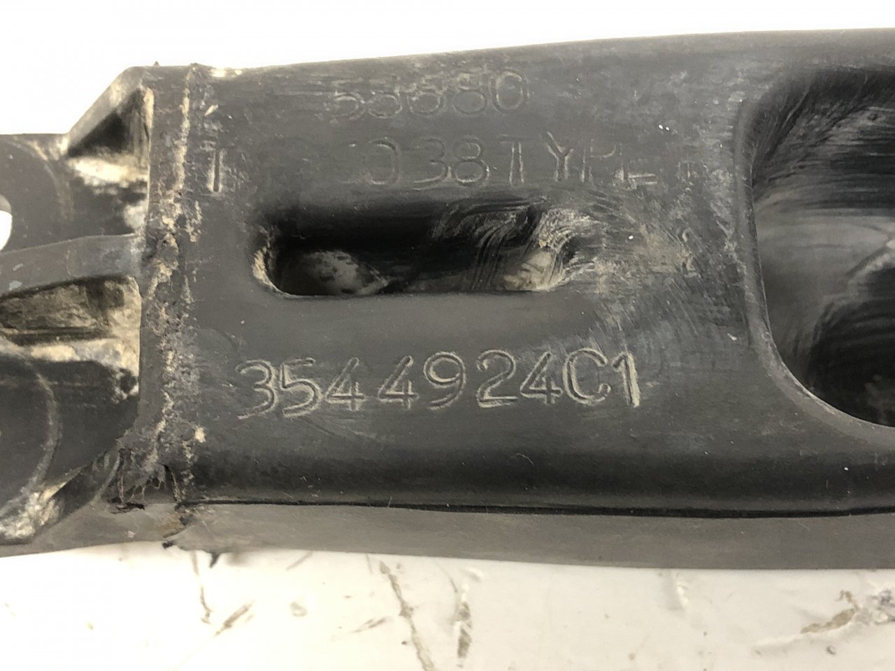 Hood Latch Kit Compatible With International ProStar LoneStar Transtar WorkStar Semi Trucks HC LC Series Replaces 3544924C1 HLK1022 1pcs, Hood Pins - Canada