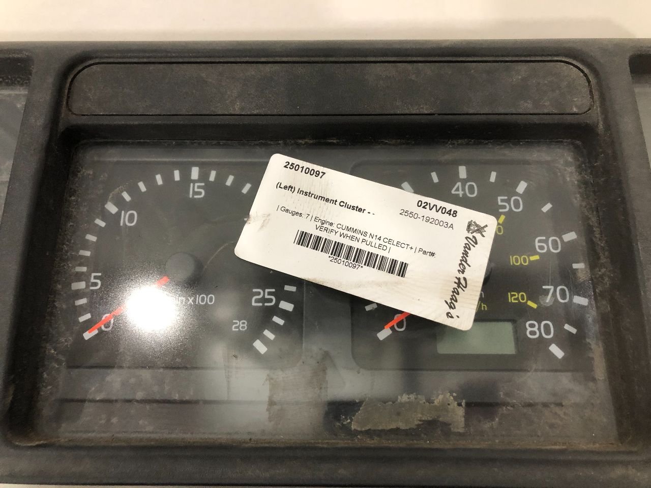Volvo VNL Speedometer Instrument Cluster for Sale