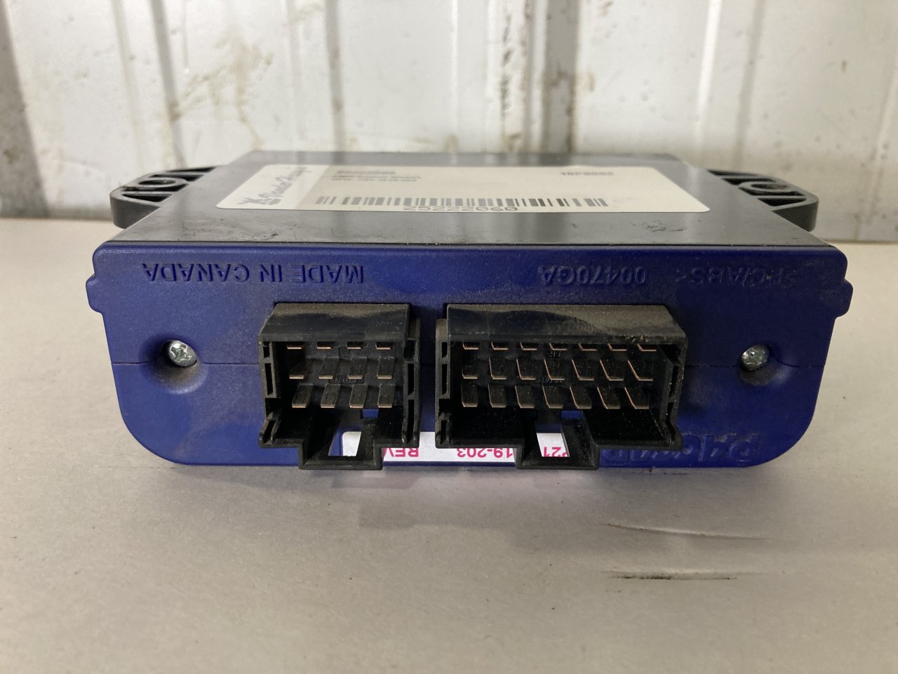 TRANSPORT CODE;C + EACHTIME MA-1 ① Peterbilt 387 Daytime Running Lights Control Module ECM