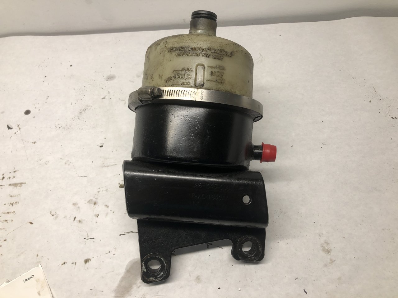 J861045003 Kenworth T680 Power Steering Reservoir for Sale