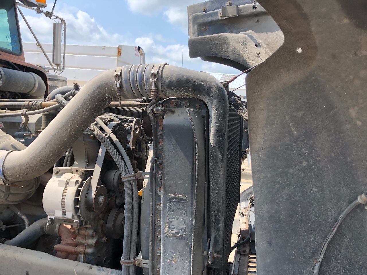 Freightliner CLASSIC XL Radiator for Sale
