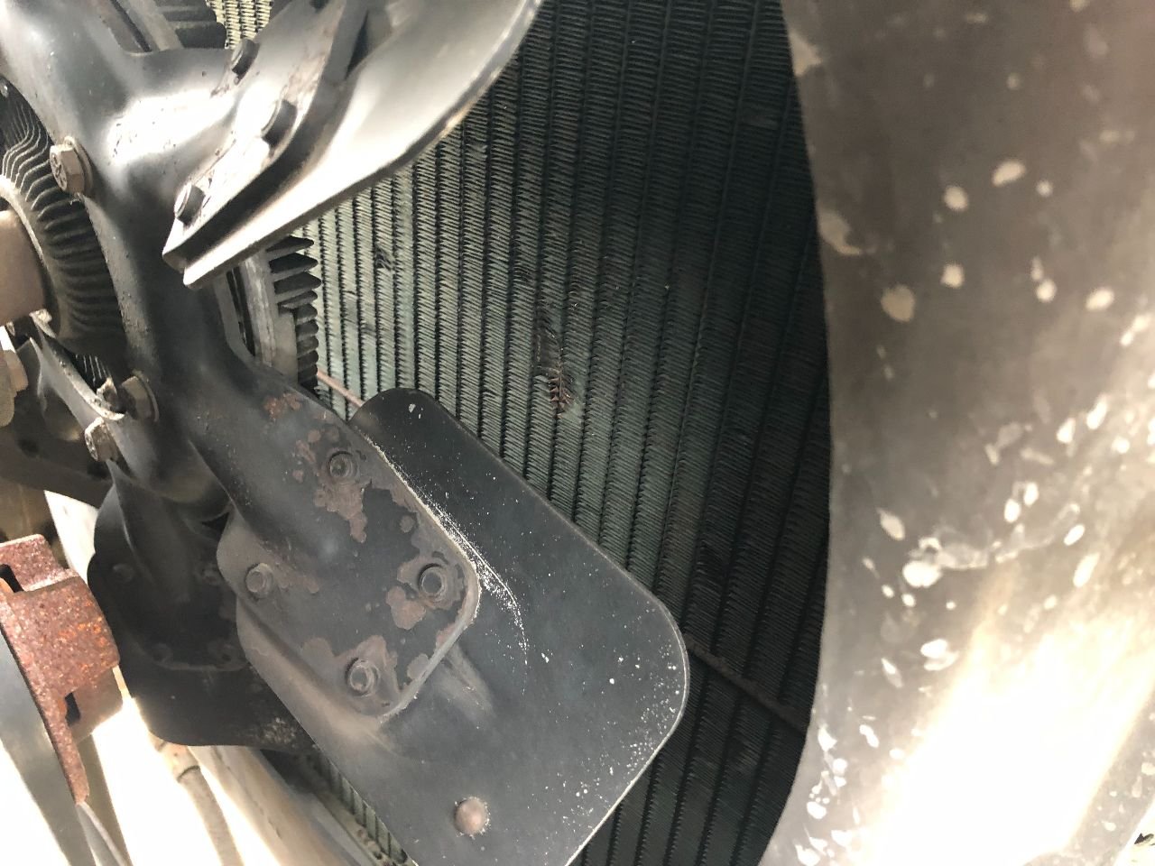 E3HZ8005E | Ford F700 Radiator for Sale