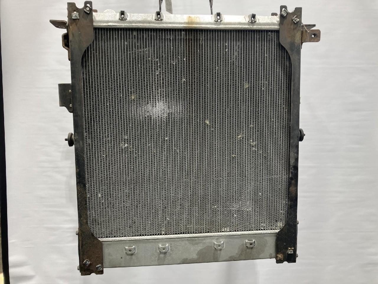 【カヲル】25-26 GTboads BASE 148cm 238615 | Freightliner M2 106 Radiator for Sale