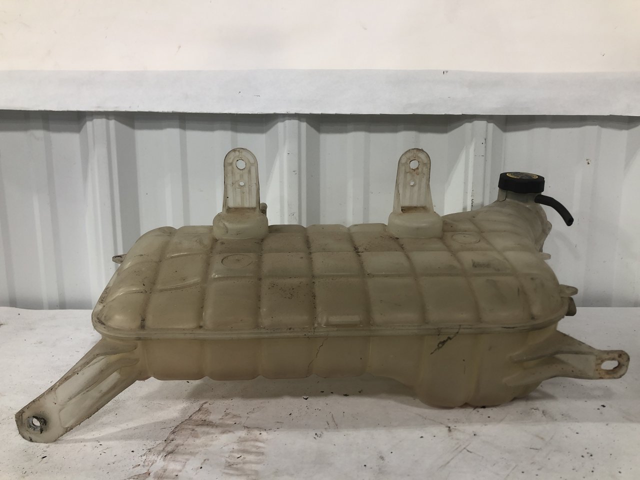 05-21414-003 | Sterling L9501 Radiator Overflow Bottle for Sale
