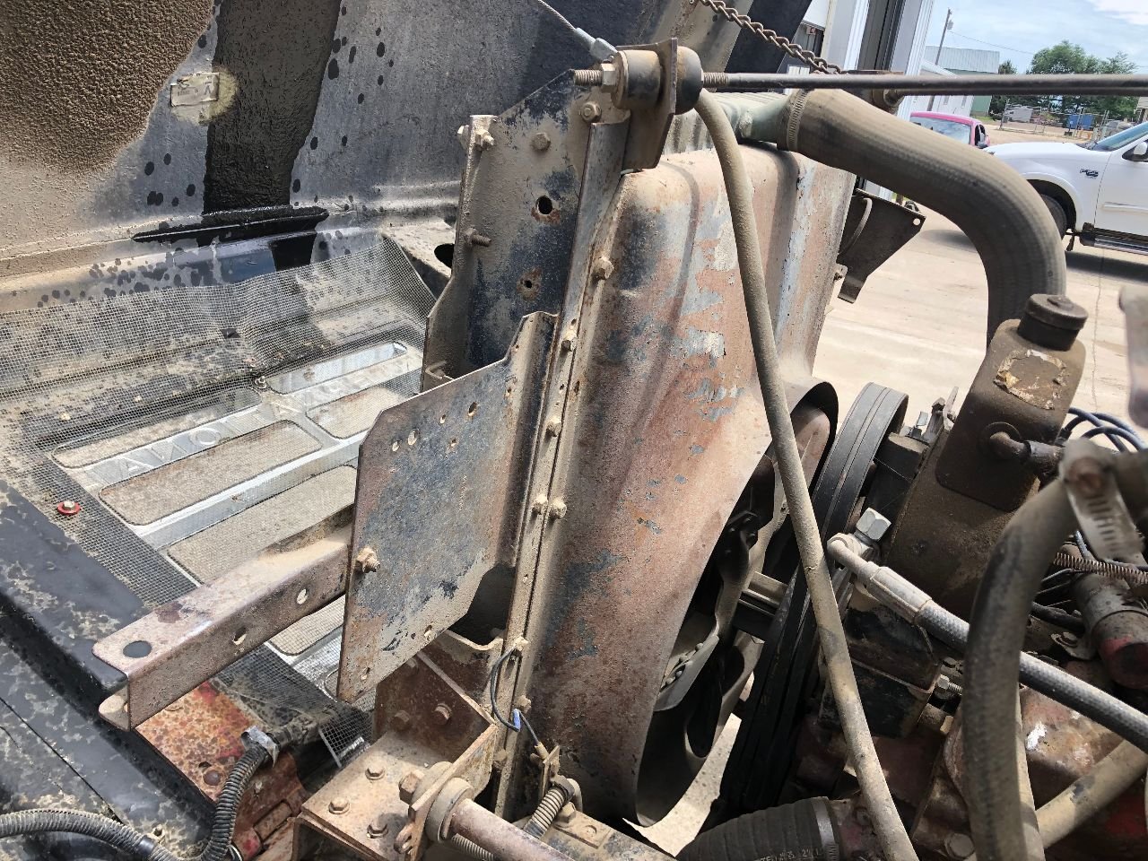 International S1700 Radiator for Sale
