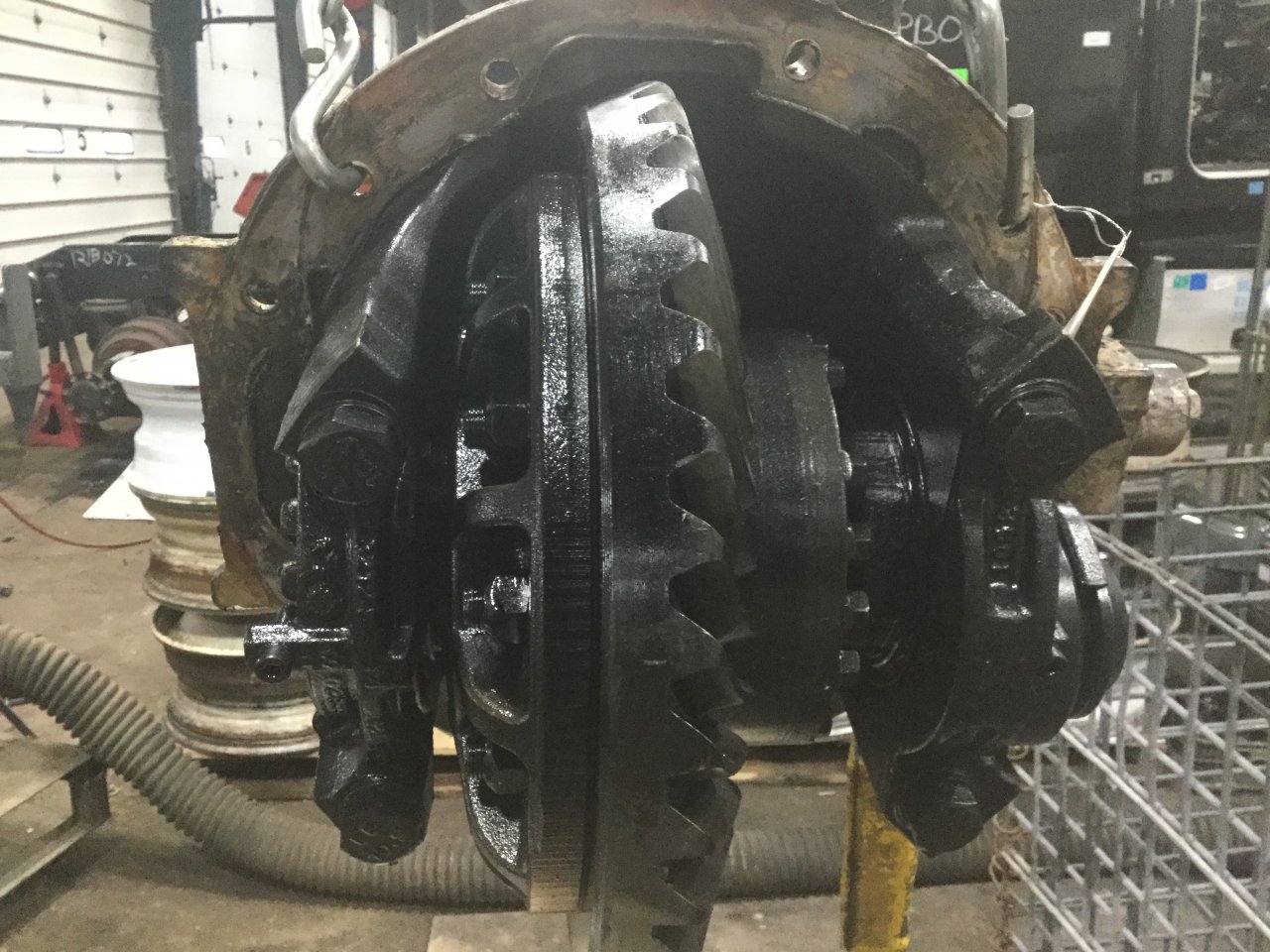 Meritor MR2014X Rear Differential | Carrier Assembly for Sale