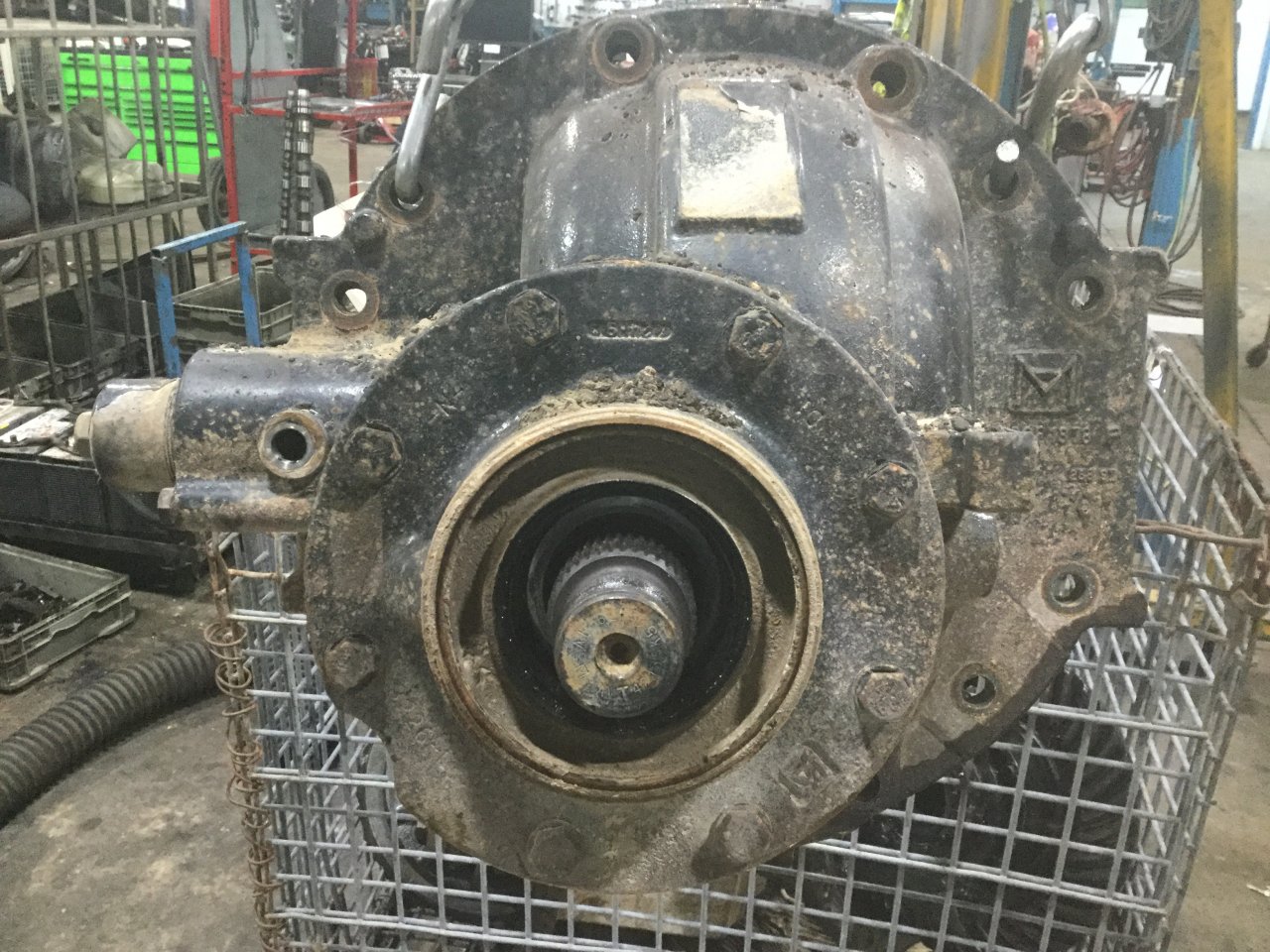 Meritor MR2014X Rear Differential | Carrier Assembly for Sale