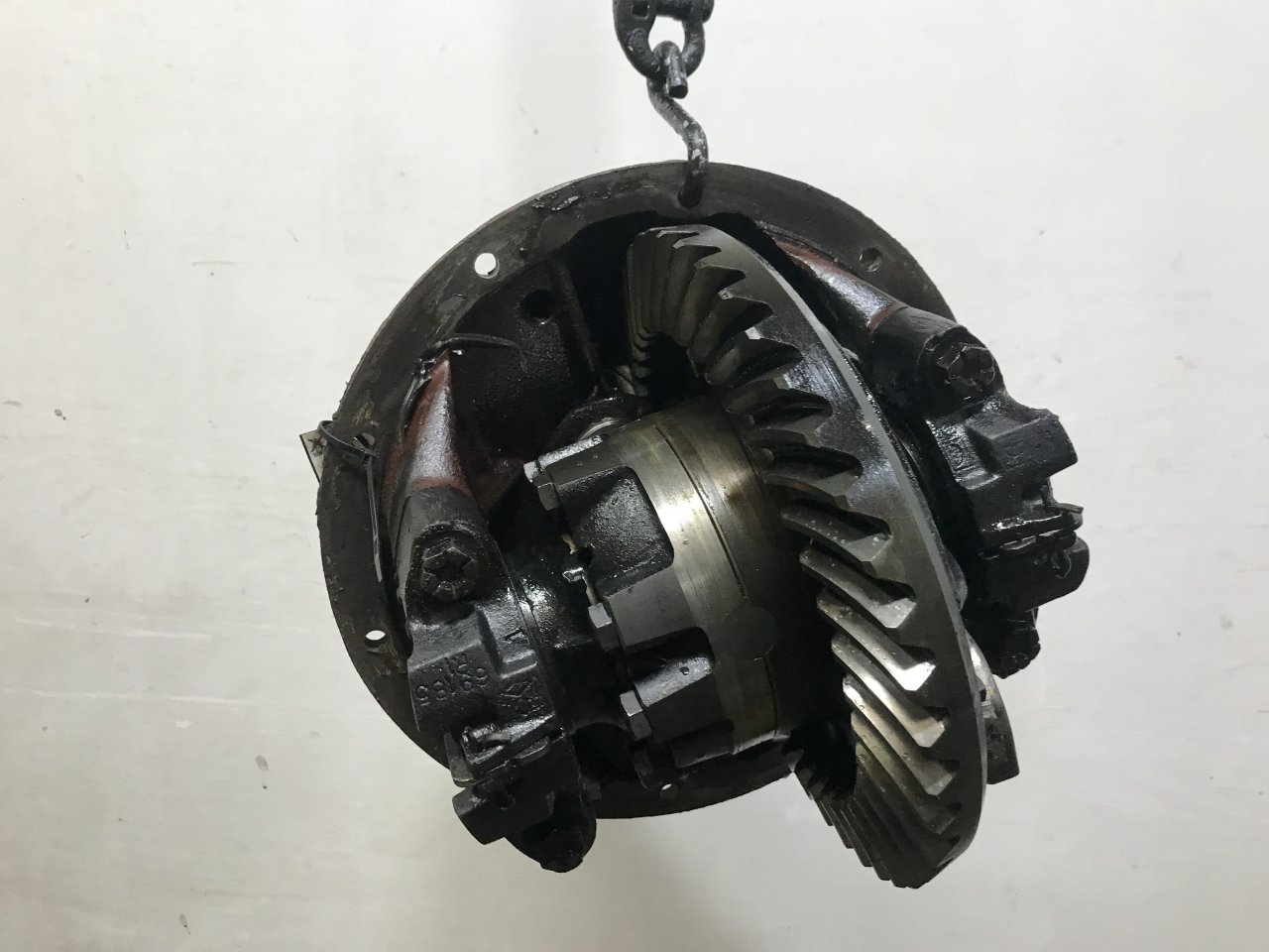International RA30 Rear Differential | Carrier Assembly for Sale