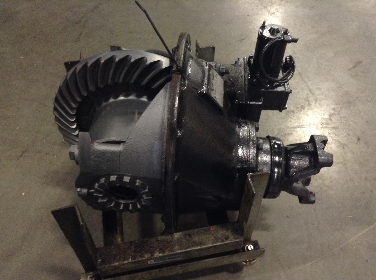 Meritor RS15210 Rear Differential Assembly for Sale