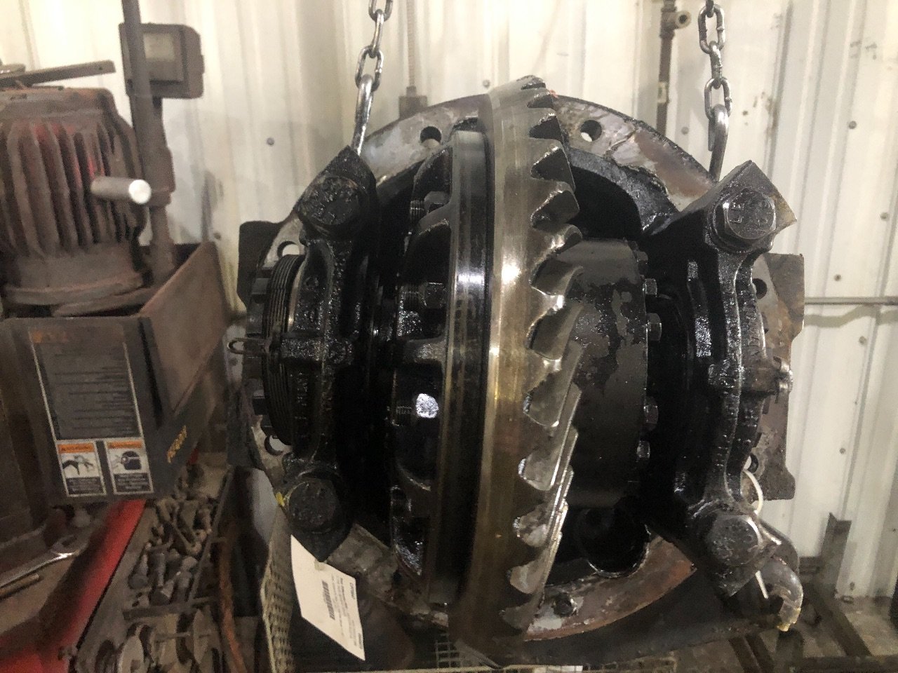3200B1978 Meritor RT46160 Front Differential Assembly for Sale