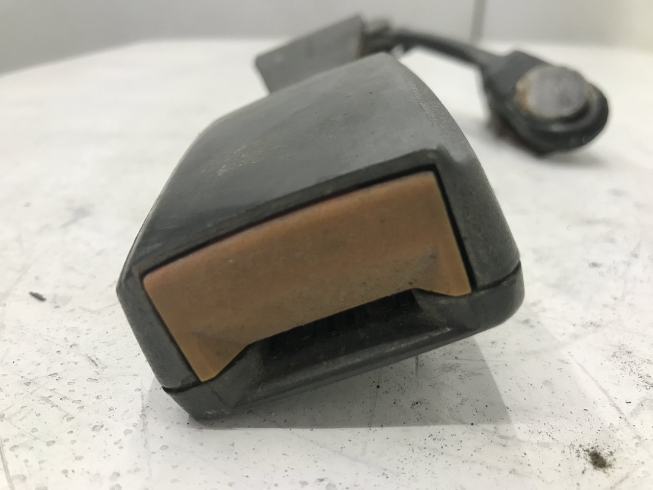 Chevrolet C7500 Seat Belt Latch (female end) for Sale