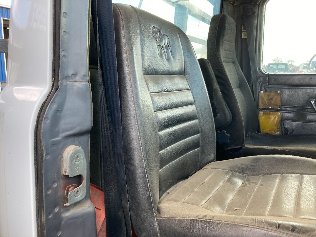 Mack RB600 Seat for Sale