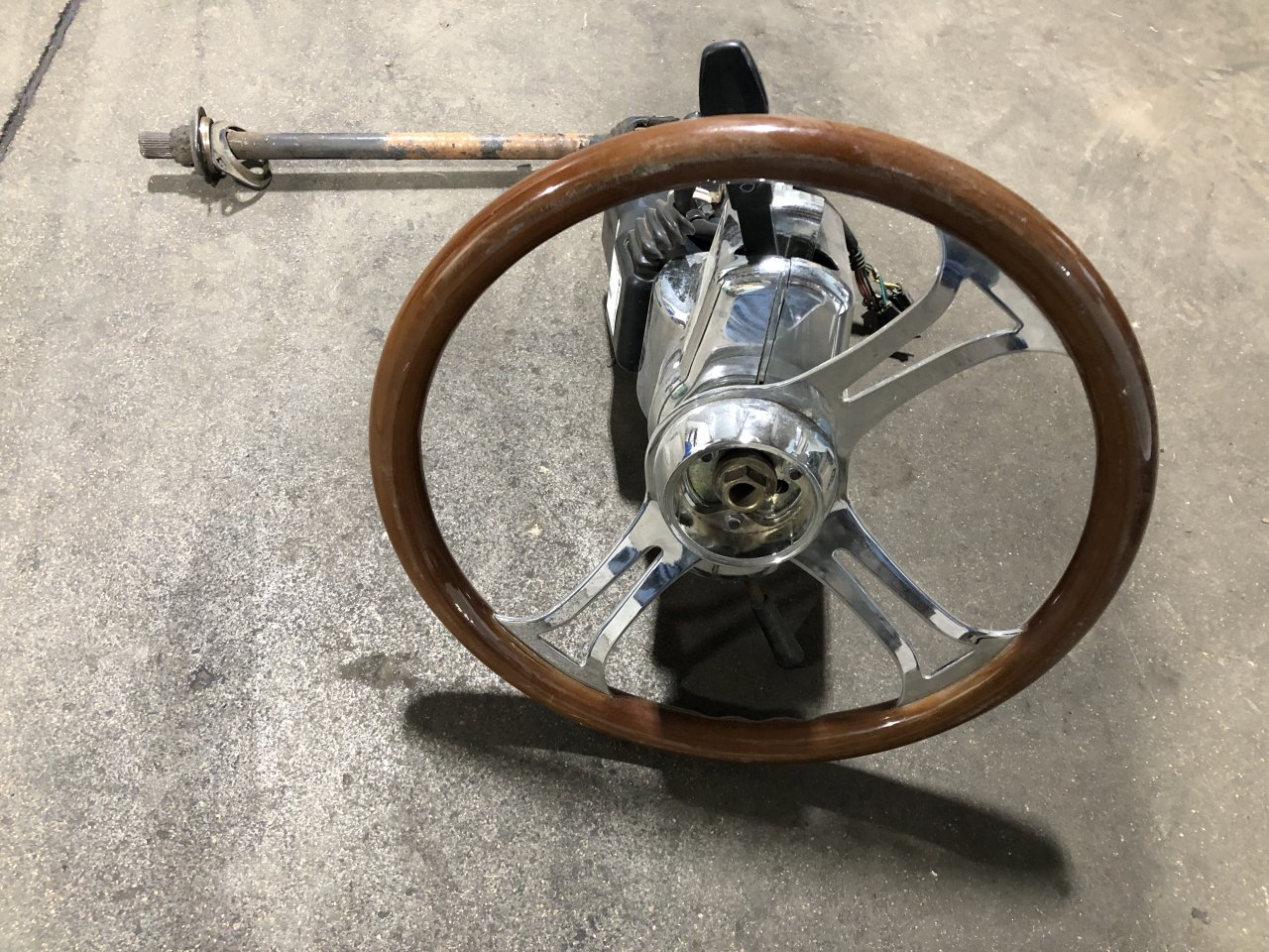 CA214PB000 Peterbilt 379 Steering Column for Sale