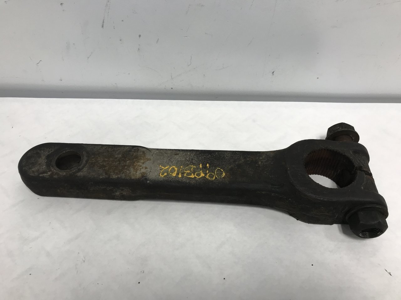448241 Peterbilt 387 Steering (Pitman) Arm for Sale