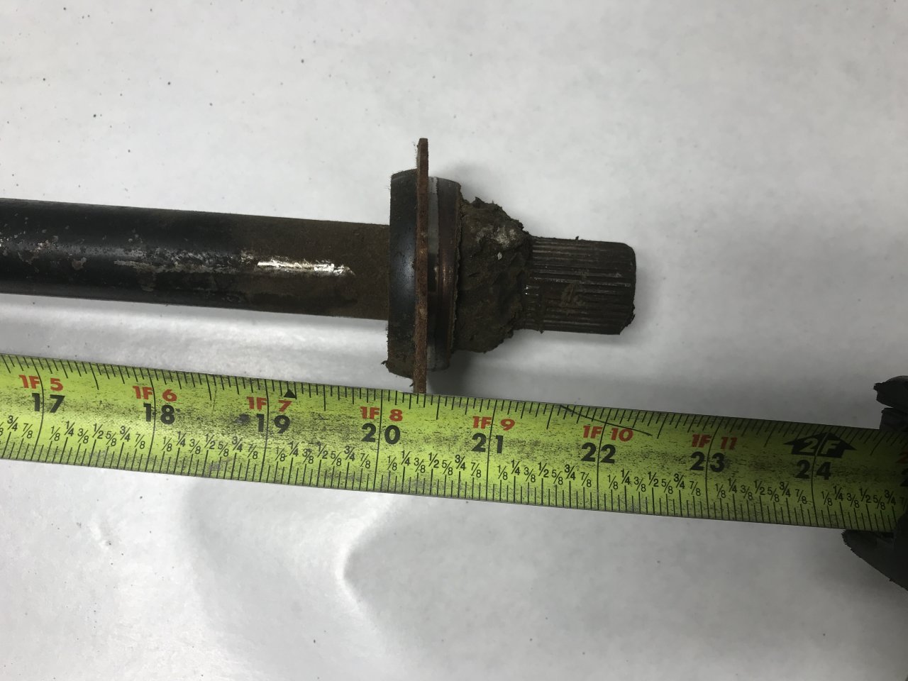 1002165 Peterbilt 379 Steering Shaft for Sale