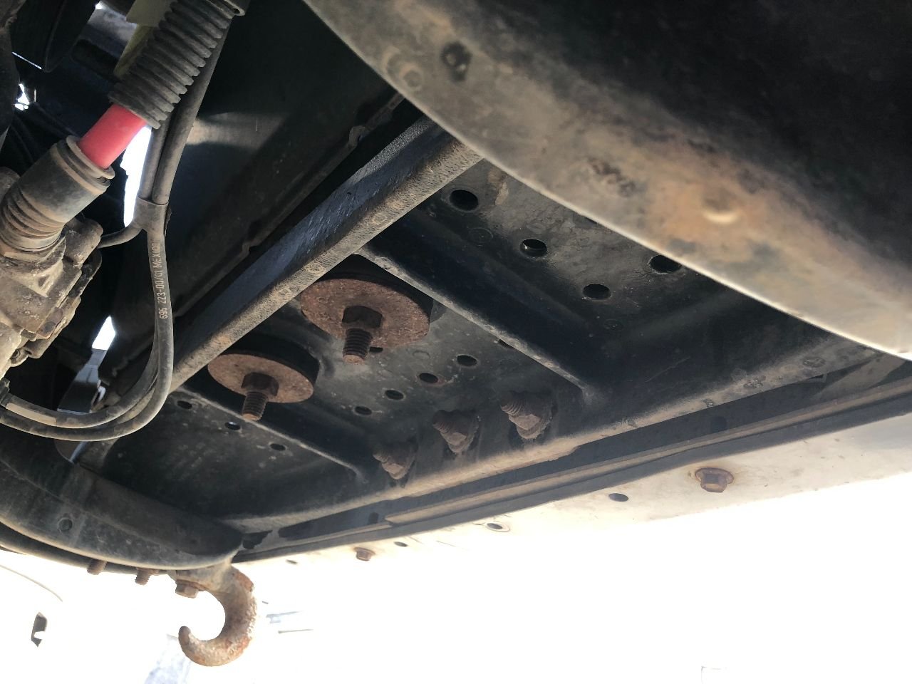 Astaページ！ R15-20801-000 | Sterling A9513 Suspension Crossmember/K