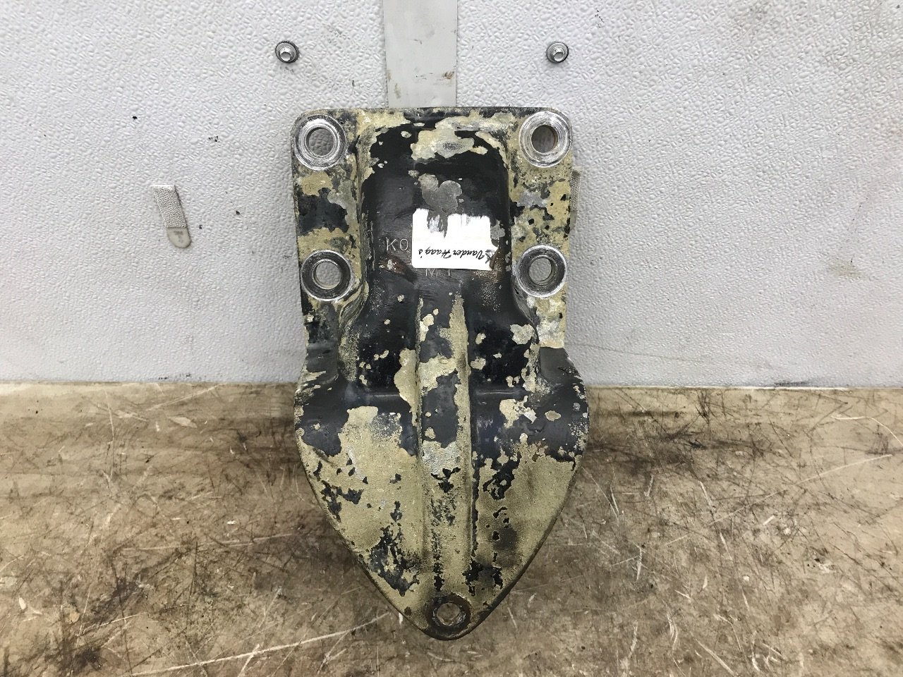 Kenworth K100 Suspension Spring Hanger for Sale
