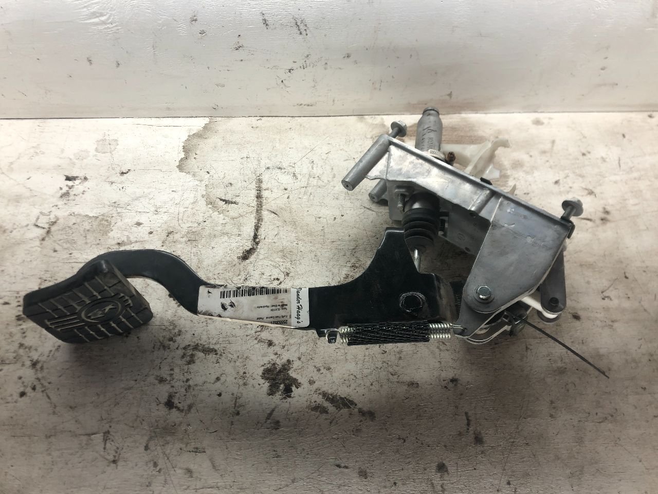 1000290148 | Kenworth T680 Foot Control Pedal for Sale