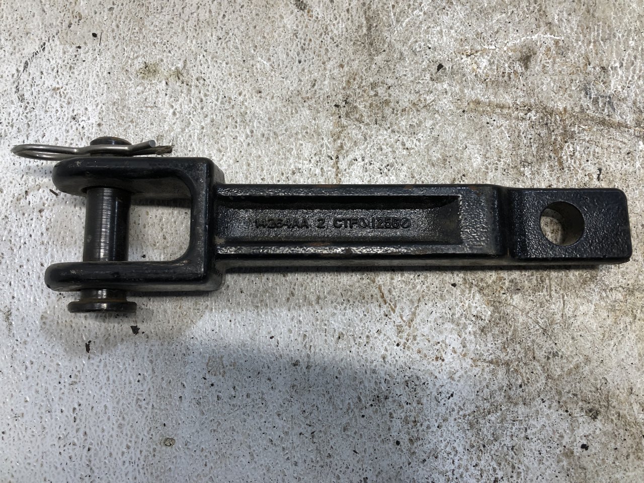 A20614 Kenworth T800 Tow Hook for Sale