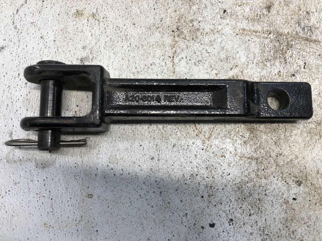 A20614 Kenworth T800 Tow Hook for Sale