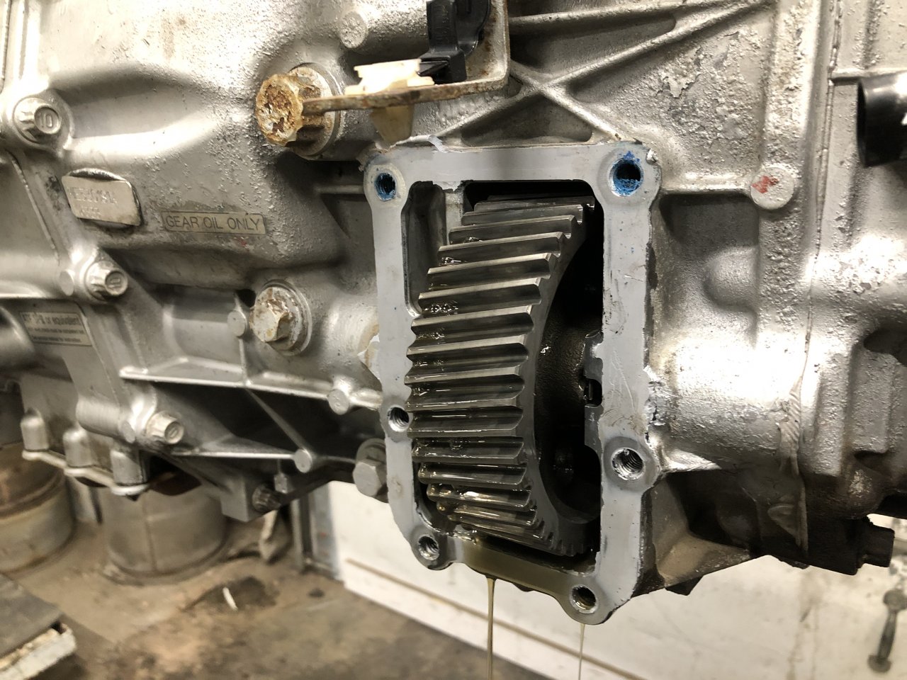 Mitsubishi ME530181X Transmission for Sale