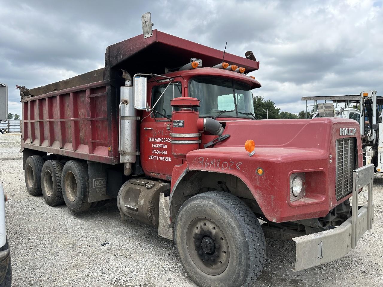 Mack RB600 Parts Unit for Sale