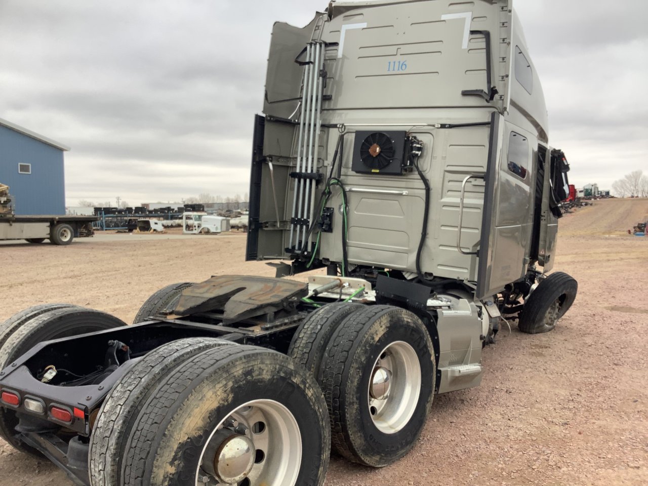 Volvo VNL Cab Interior Part for Sale