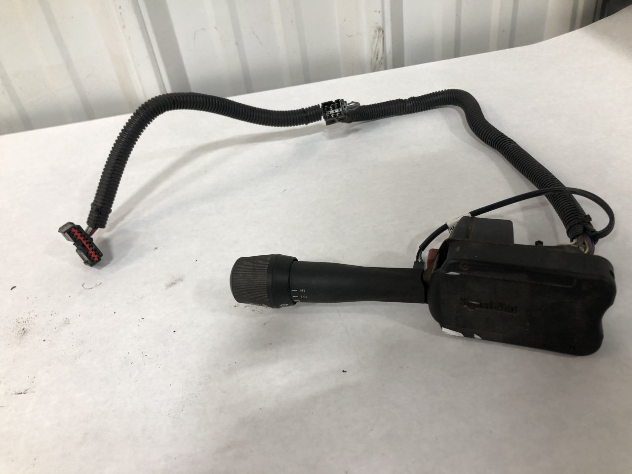 A06-32389-01 | Sterling A9513 Turn Signal/Column Switch for Sale