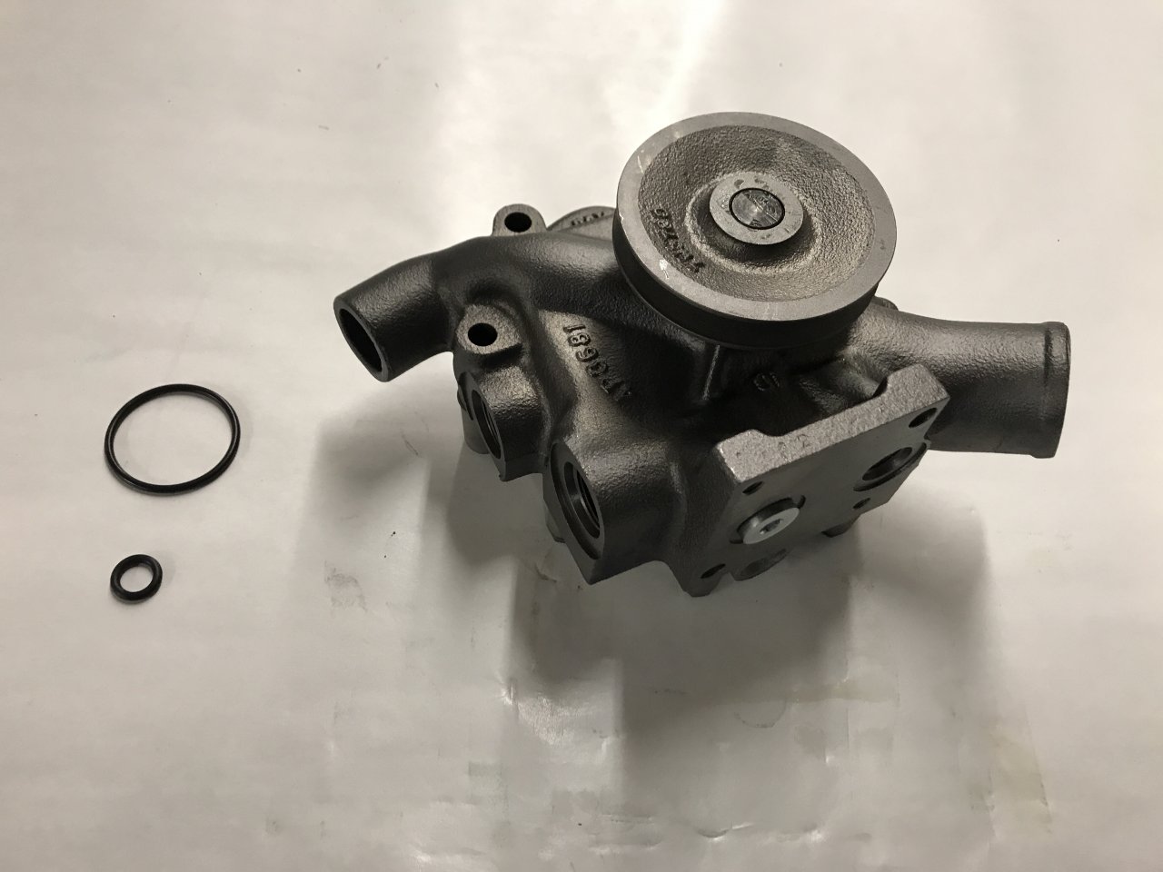 RW4015 CAT 3126 Engine Water Pump for Sale