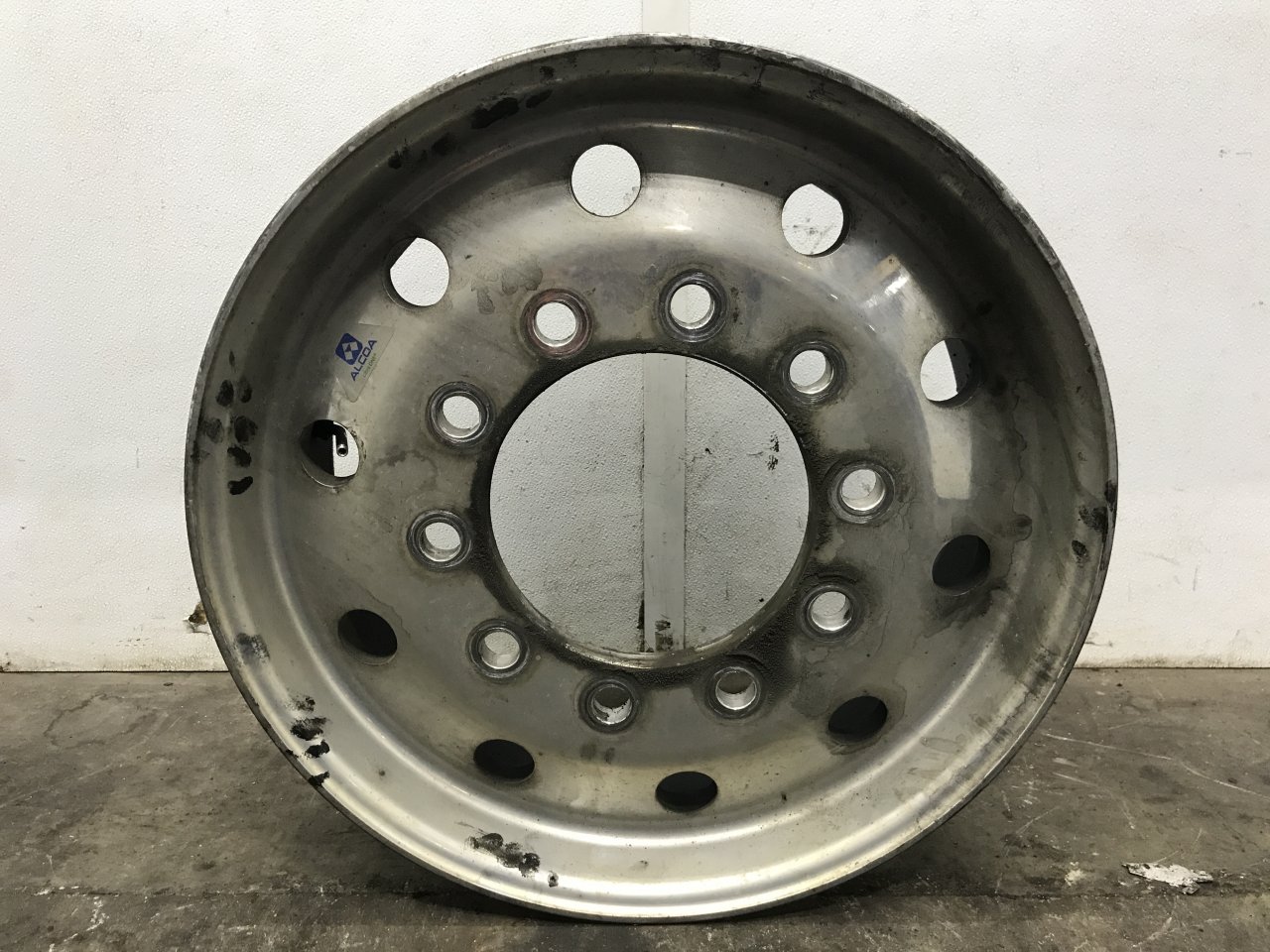 Pilot 22.5 ALUM Wheel for Sale