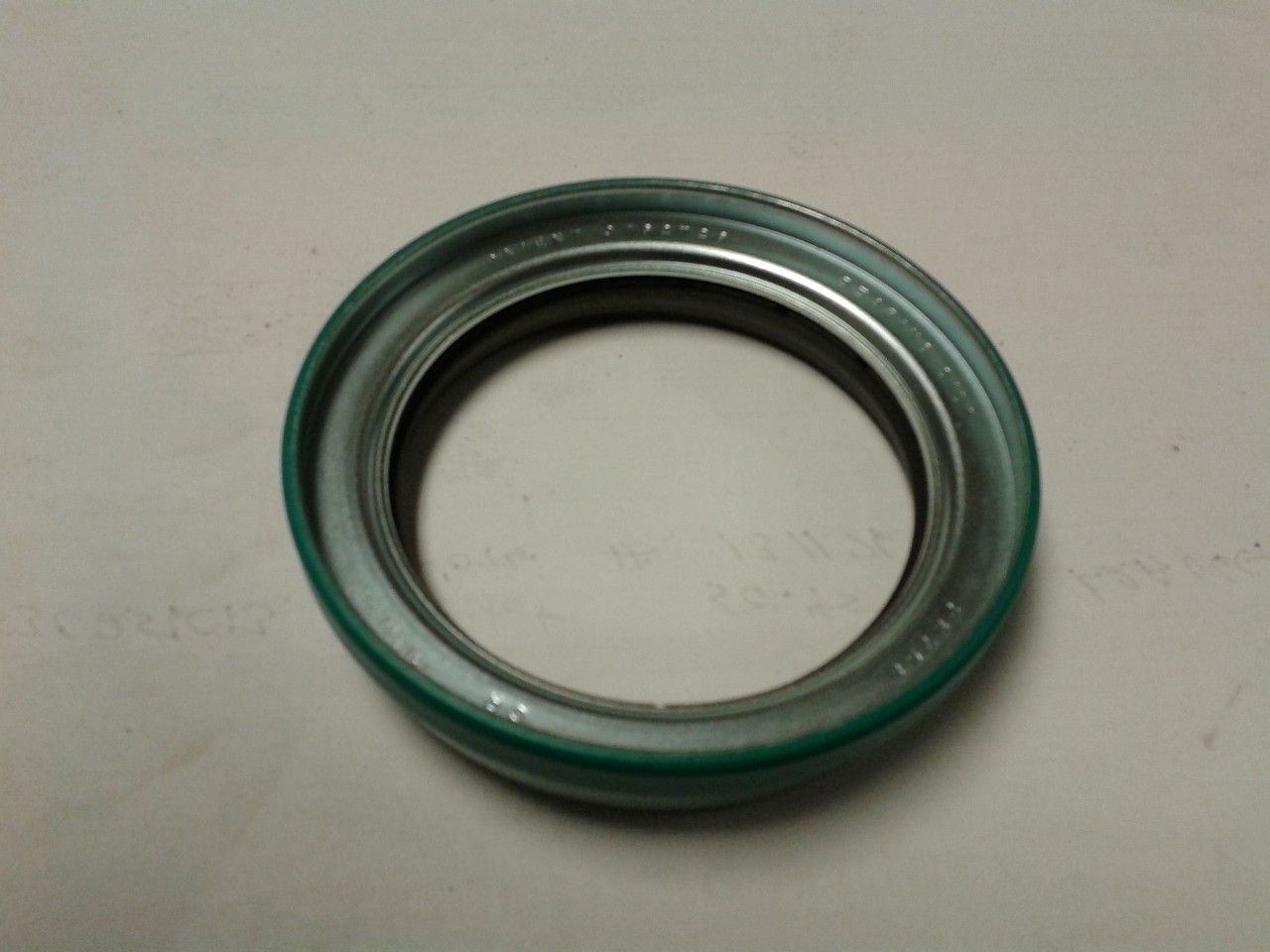 DT 28758 Wheel Seal for Sale