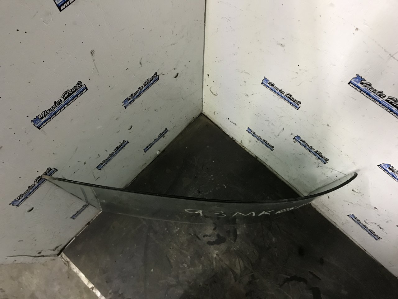 Mack DM600 Windshield for Sale