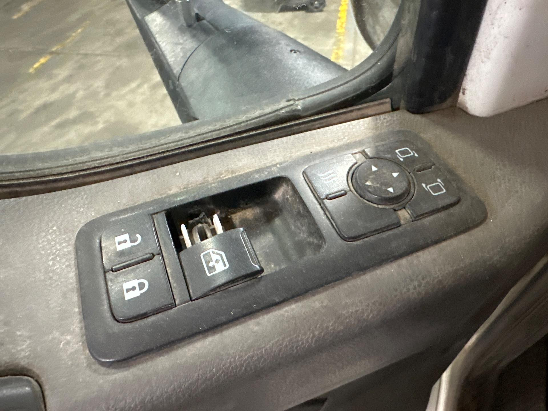 International RH Door Electrical Switch for Sale
