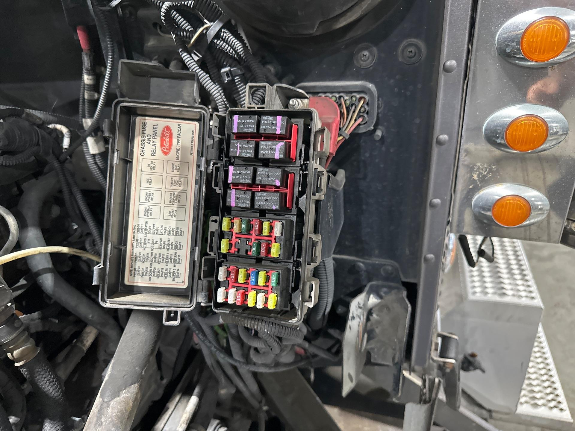 Peterbilt 389 Fuse Box for Sale