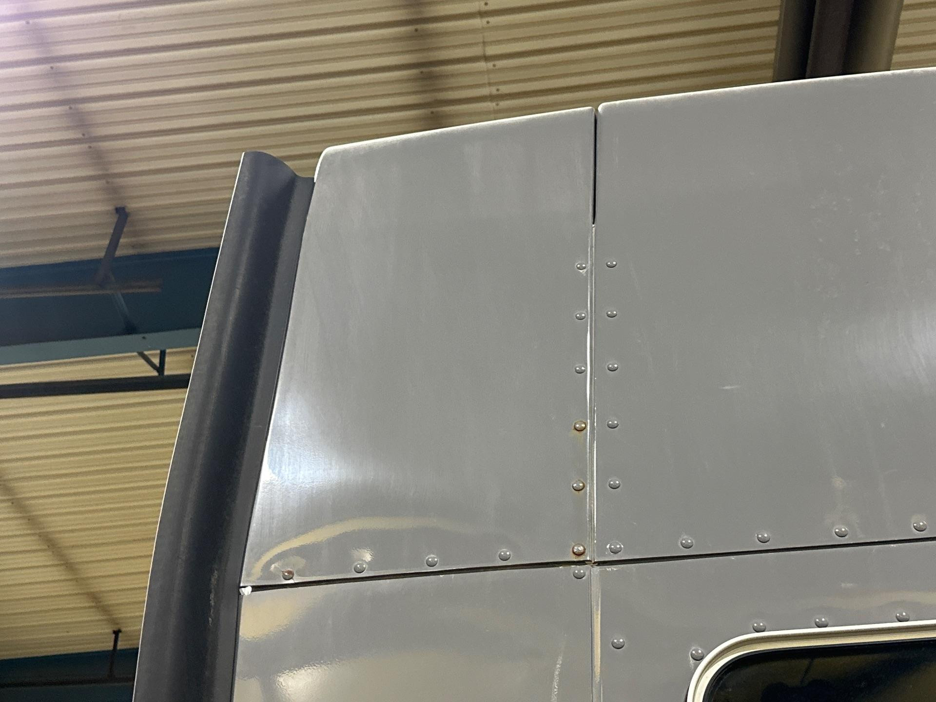 Peterbilt 386 Side Fairing/Cab Extender for Sale
