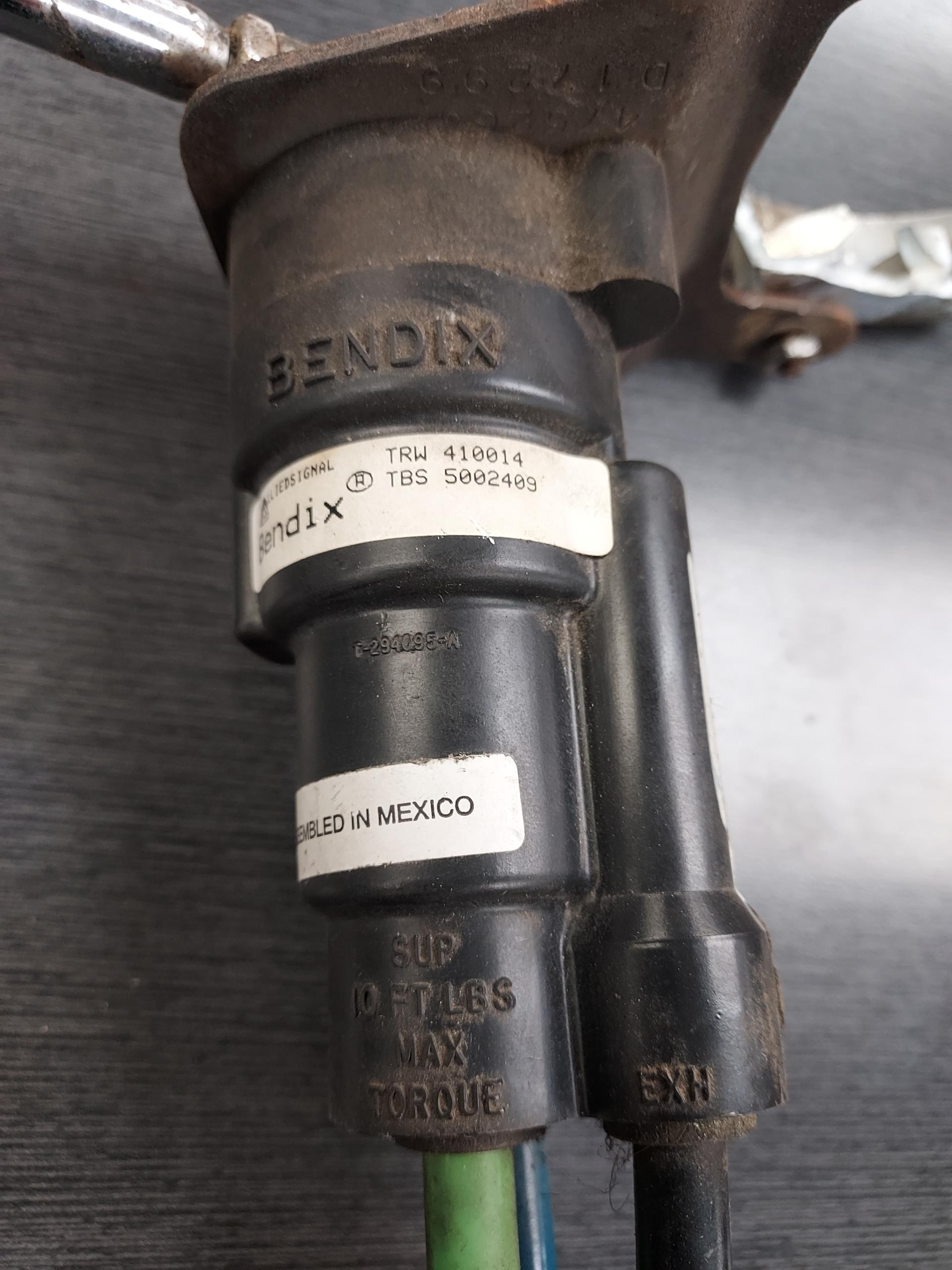 802672 | Bendix Air Valve for Sale