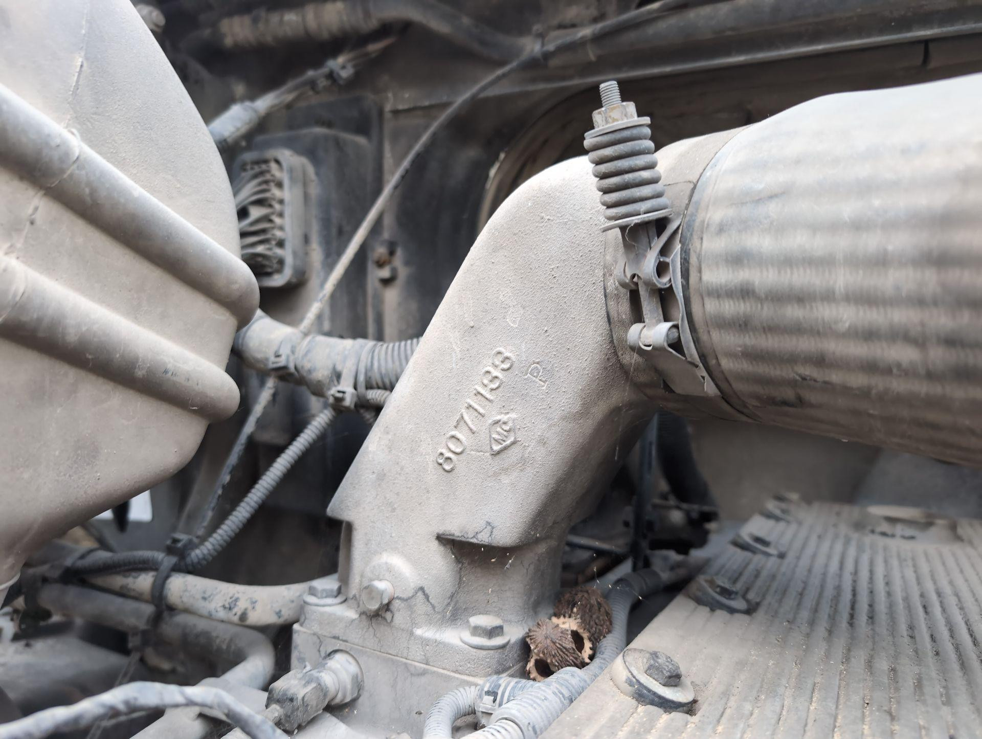 Volvo VHD Air Transfer Tube for Sale